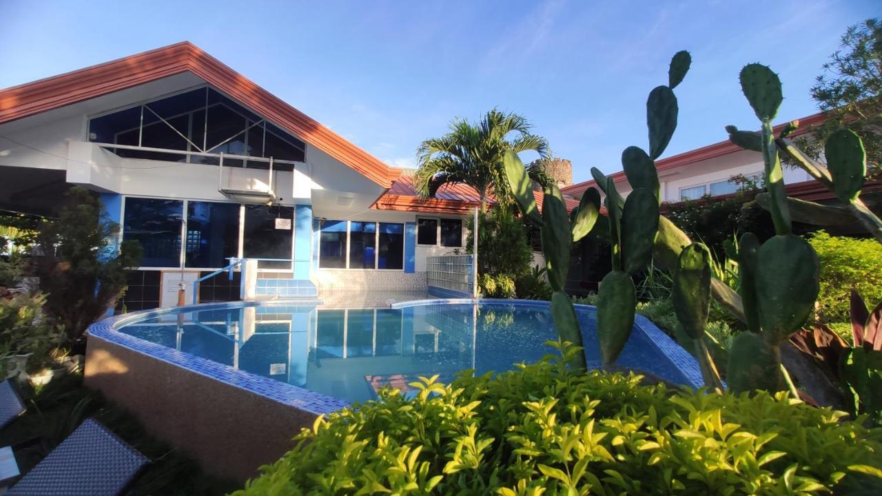 Seaview Beach Resort Sibulan Esterno foto